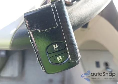 2011 Toyota Prius Two from USA, damaged, VIN JTDKN3DU1B0327759